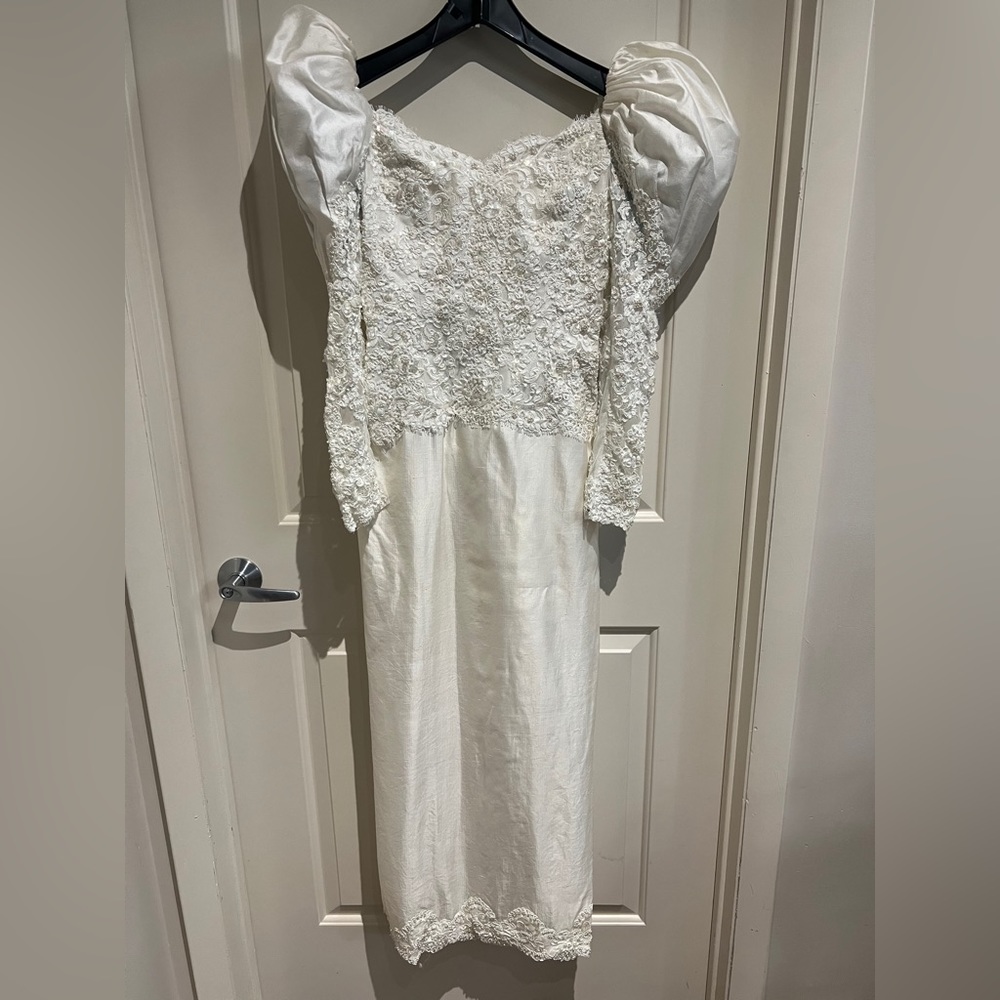 Jim Hjelm Wedding Dress